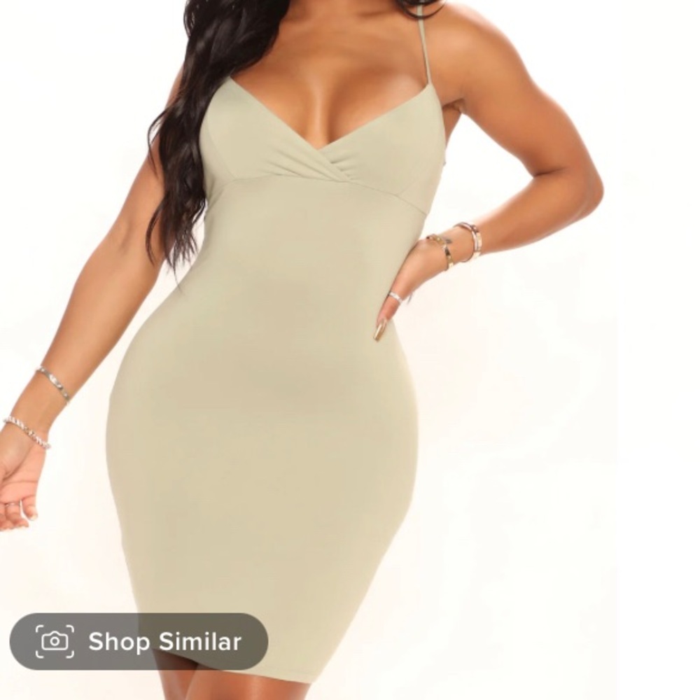 Fashion Nova Dress size medium